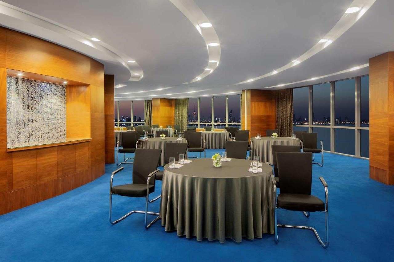 Symphony Style Hotel Kuwait Salmiya Ngoại thất bức ảnh Meeting room